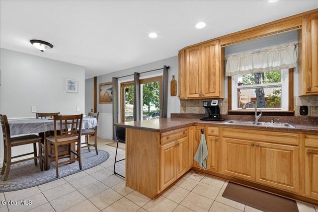 798 Westmoreland Drive, Niskayuna, NY 12309