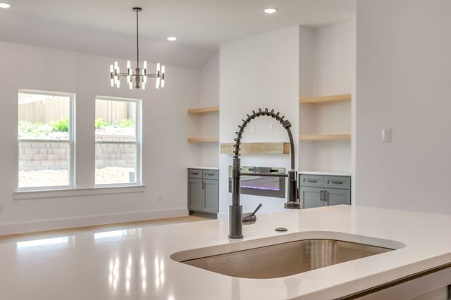 5225 Humbert Avenue, Fort Worth, TX 76107