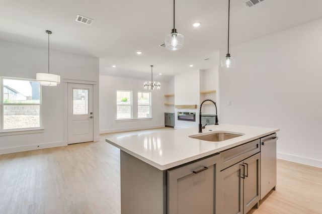 5225 Humbert Avenue, Fort Worth, TX 76107