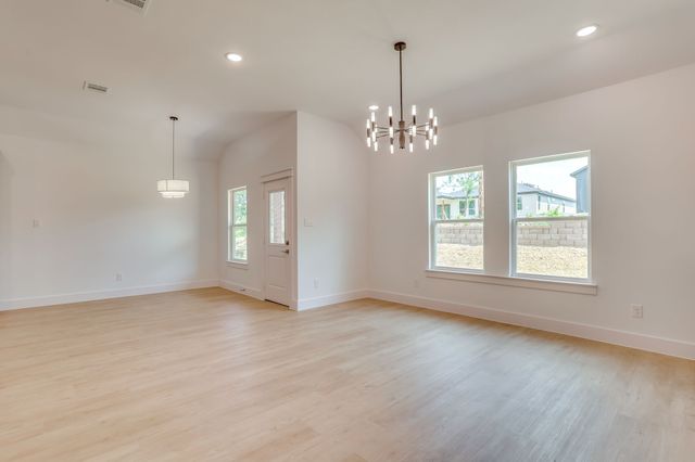 5225 Humbert Avenue, Fort Worth, TX 76107