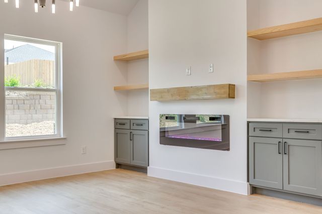 5225 Humbert Avenue, Fort Worth, TX 76107