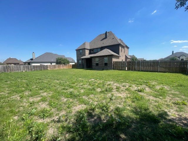321 Equestrian Drive, Waxahachie, TX 75165