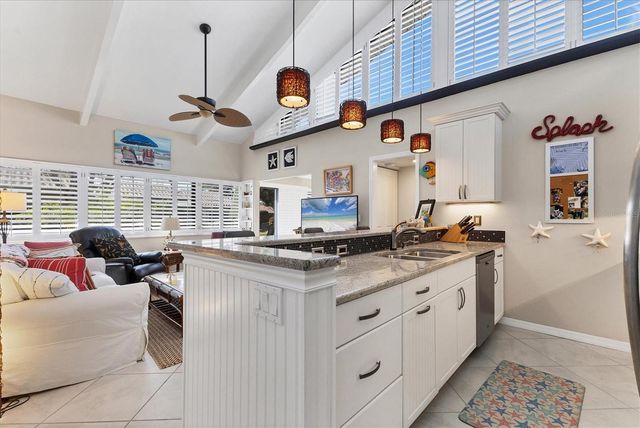 500 PARK BOULEVARD S 11, Venice, FL 34285