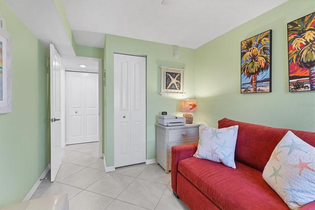 500 PARK BOULEVARD S 11, Venice, FL 34285