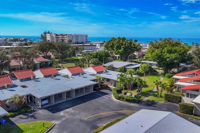 500 PARK BOULEVARD S 11, Venice, FL 34285