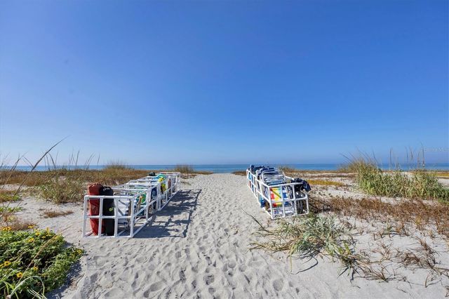 500 PARK BOULEVARD S 11, Venice, FL 34285