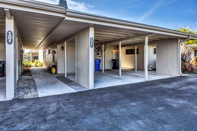 500 PARK BOULEVARD S 11, Venice, FL 34285