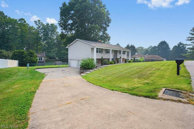 122 Oak Drive, Parkersburg, WV 26104