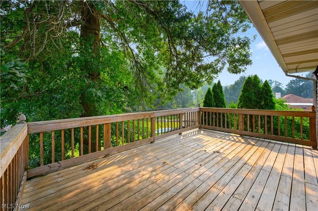122 Oak Drive, Parkersburg, WV 26104