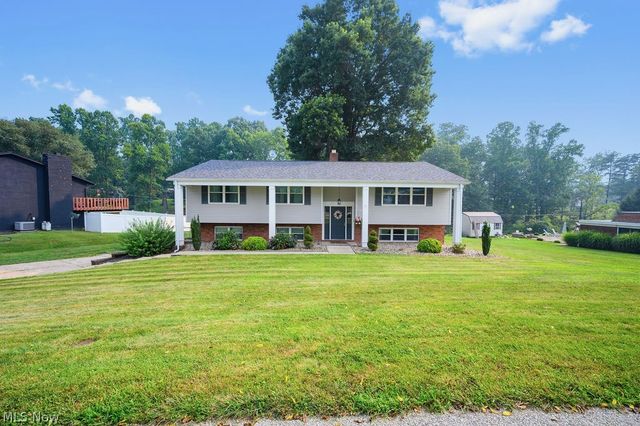 122 Oak Drive, Parkersburg, WV 26104