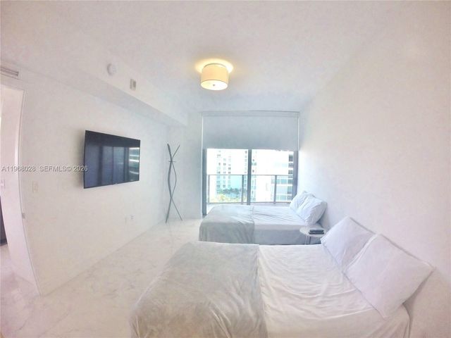 488 NE 18th St 2001, Miami, FL 33132