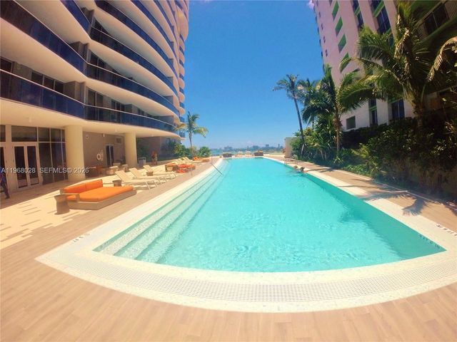 488 NE 18th St 2001, Miami, FL 33132