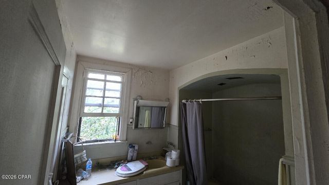 4322 Deering Street, Marianna, FL 32446