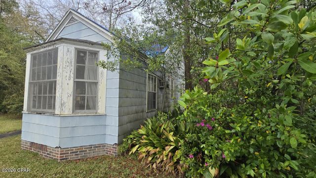 4322 Deering Street, Marianna, FL 32446