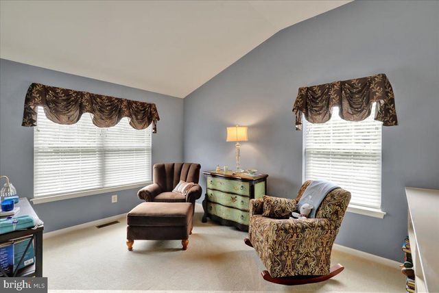 4 ASHBRIDGE CT, Collegeville, PA 19426
