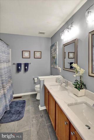 4 ASHBRIDGE CT, Collegeville, PA 19426