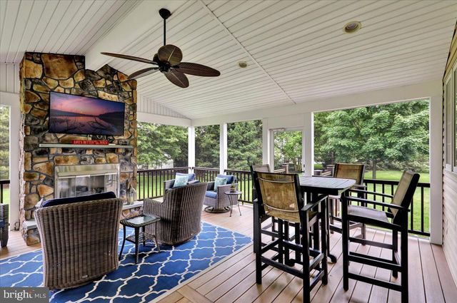 4 ASHBRIDGE CT, Collegeville, PA 19426