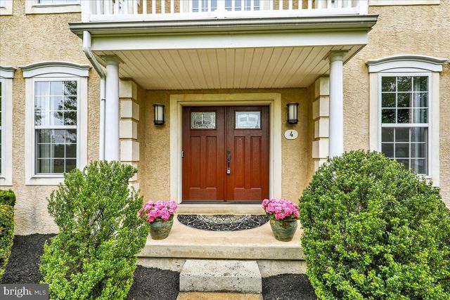 4 ASHBRIDGE CT, Collegeville, PA 19426