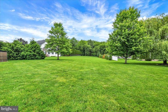 4 ASHBRIDGE CT, Collegeville, PA 19426