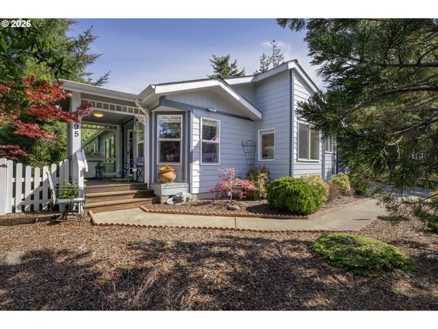 495 SHERWOOD Loop, Florence, OR 97439