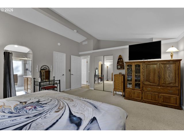 495 SHERWOOD Loop, Florence, OR 97439