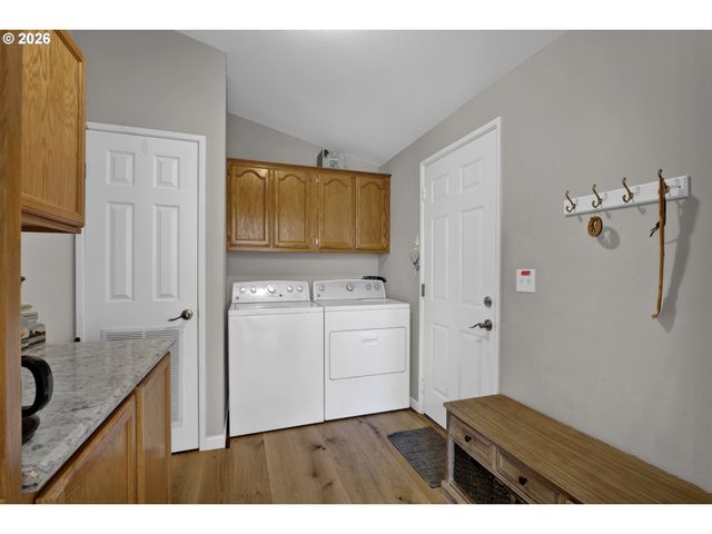 495 SHERWOOD Loop, Florence, OR 97439