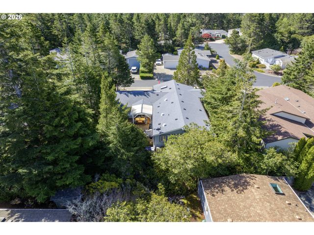 495 SHERWOOD Loop, Florence, OR 97439
