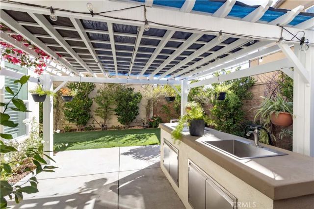 20742 Pine Cone Circle, Porter Ranch, CA 91326