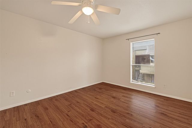 15534 Zabolio Drive 246, Houston, TX 77598