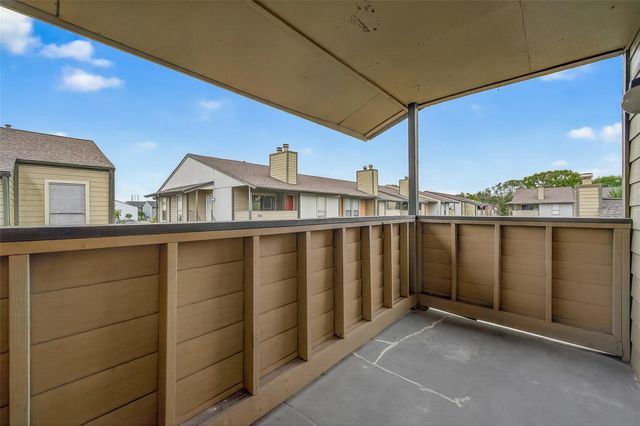 15534 Zabolio Drive 246, Houston, TX 77598