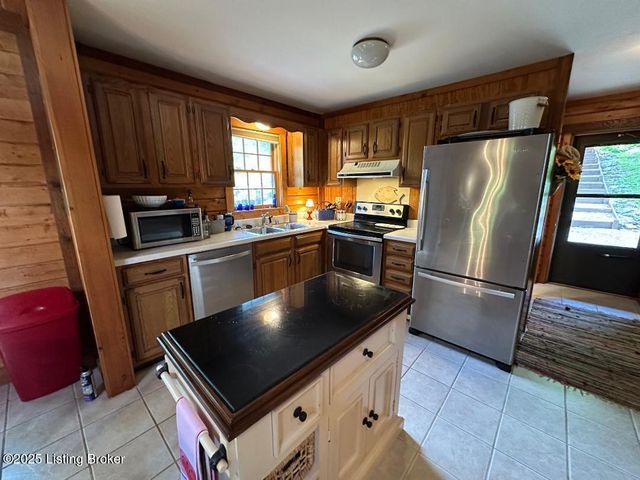 403 Timberlake Ln Ln, Mcdaniels, KY 40152