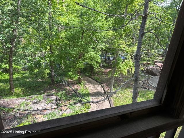 403 Timberlake Ln Ln, Mcdaniels, KY 40152