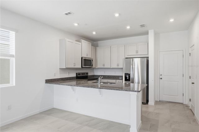 10035 GAZEBO ALLEY, Orlando, FL 32832