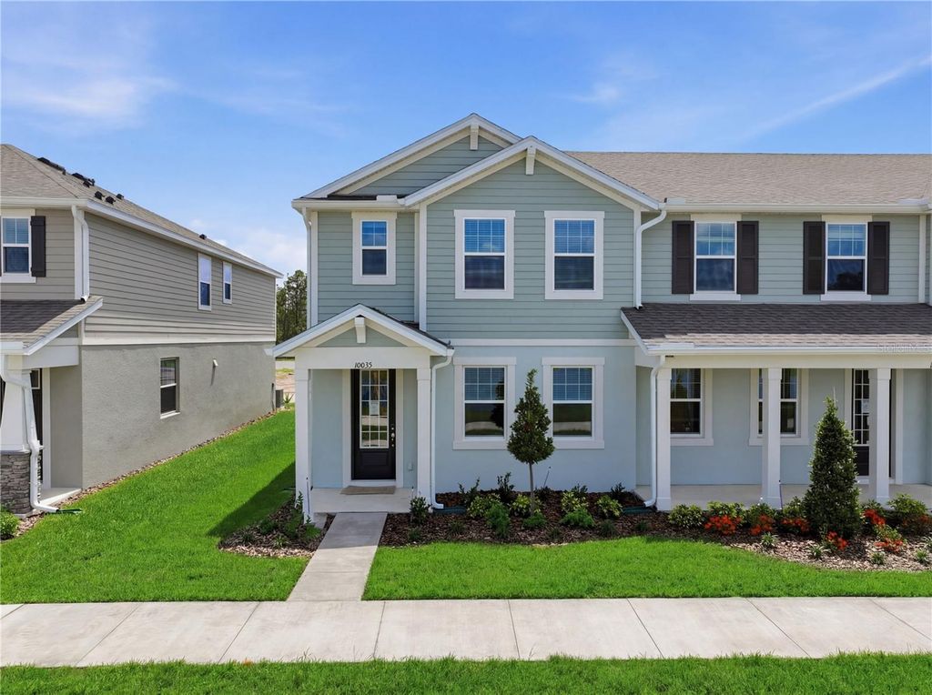 Image 1 of property listing at 10035 GAZEBO ALLEY, Orlando, FL 32832