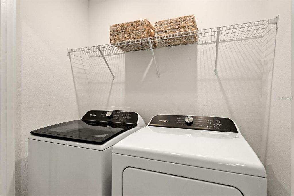 Image 19 of property listing at 10035 GAZEBO ALLEY, Orlando, FL 32832