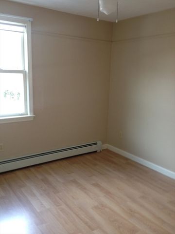 18 Tyler Ave B, Wareham, MA 02538