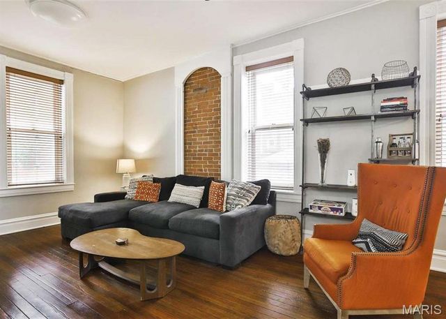 2018 Senate Street R, St Louis, MO 63118