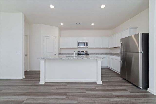 31030 Gayle Prairie Oaks Street, Waller, TX 77484