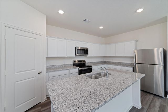 31030 Gayle Prairie Oaks Street, Waller, TX 77484