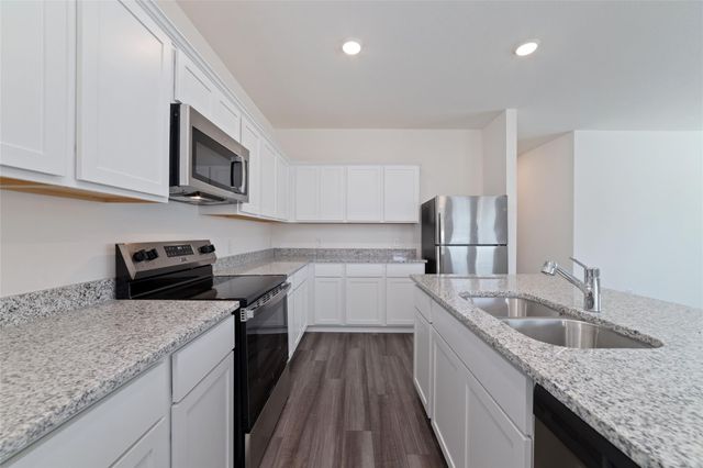 31030 Gayle Prairie Oaks Street, Waller, TX 77484