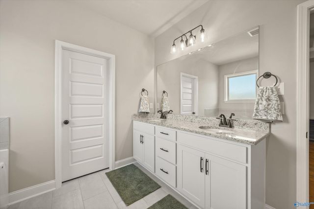 15776 Mizewell Lane, Harvest, AL 35749