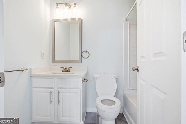 5606 Union Pointe Drive, Union City, GA 30291