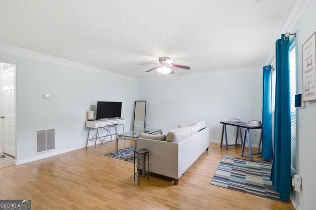 5606 Union Pointe Drive, Union City, GA 30291