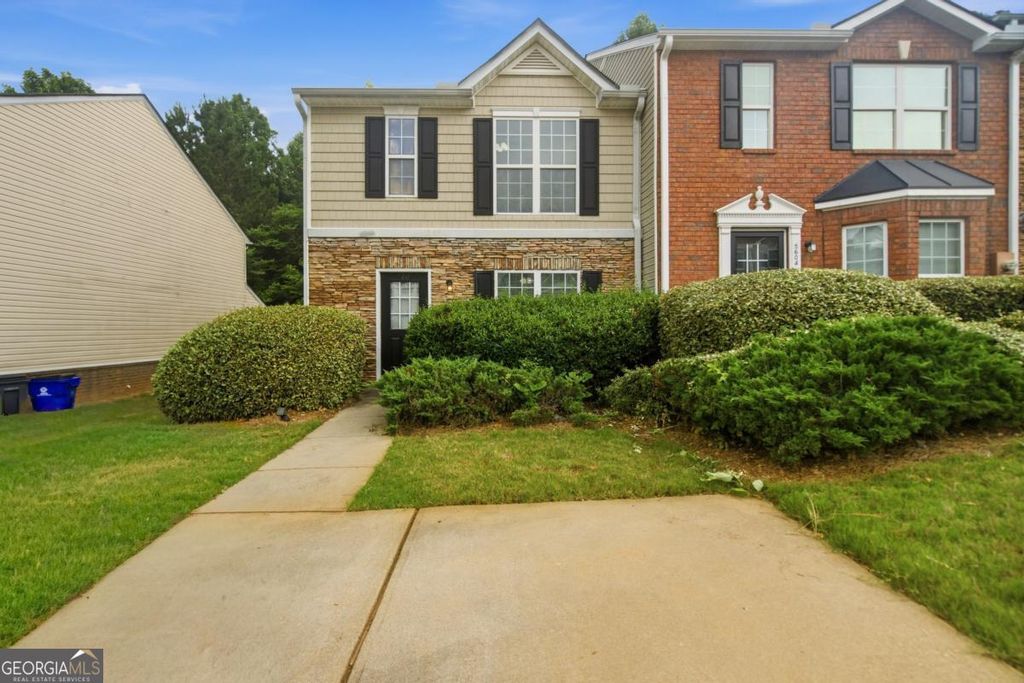 5606 Union Pointe Drive, Union City, GA 30291