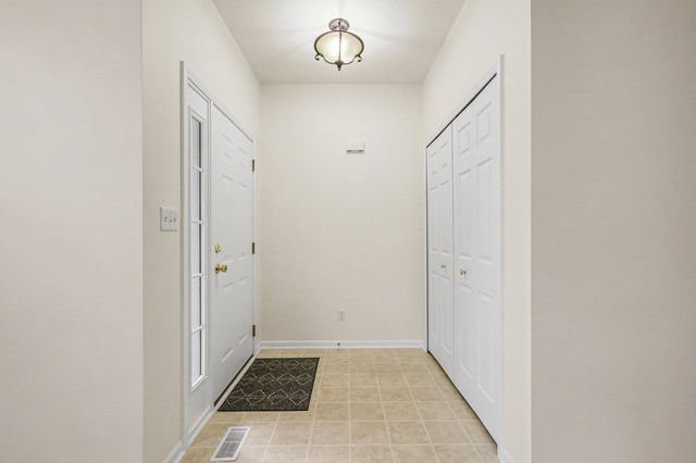 1139 Poppyfield Place, Schererville, IN 46375