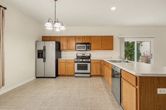 1139 Poppyfield Place, Schererville, IN 46375