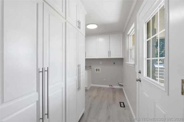 8208 Webb Drive, Tulsa, OK 74131