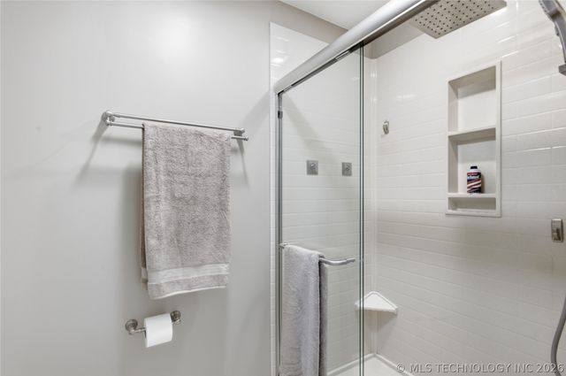 8208 Webb Drive, Tulsa, OK 74131