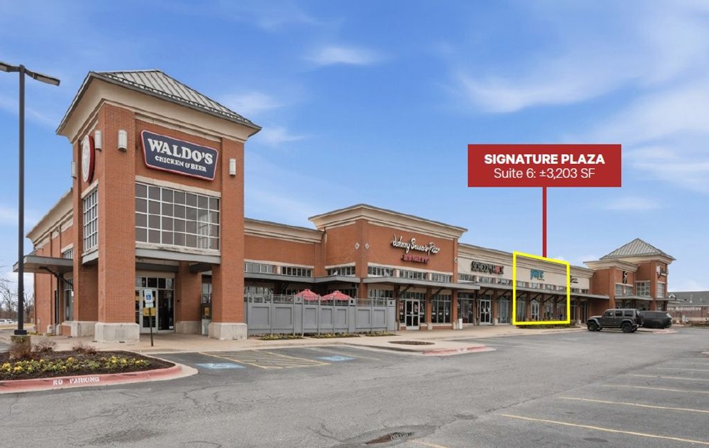 700 SE Walton Boulevard 6, Bentonville, AR 72712