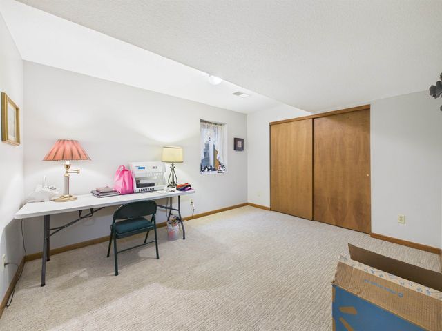 58 Quayle Run Street, Huntington, IN 46750